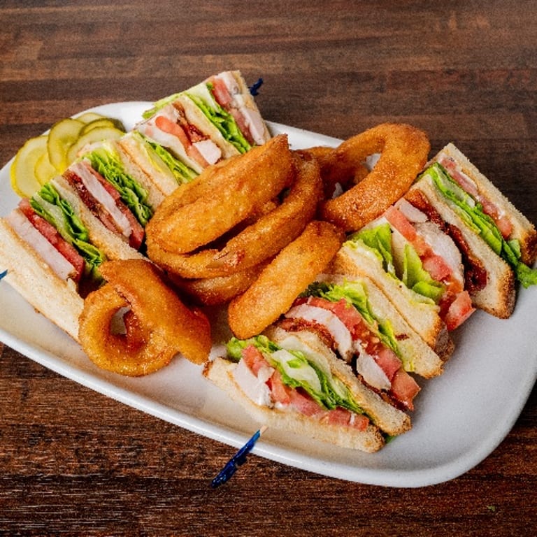Savor Your Lunch with Us